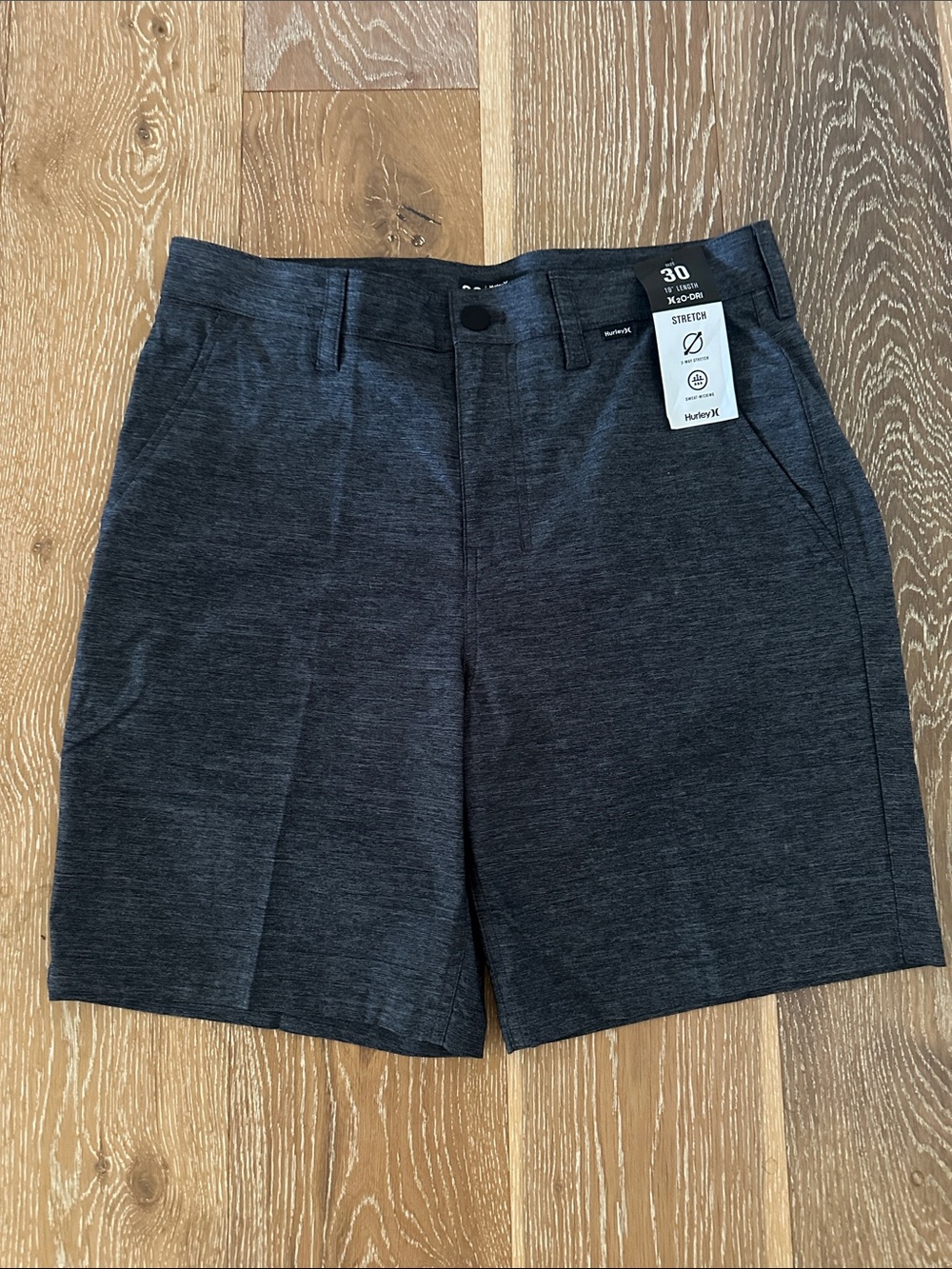 NEW! Men’s Hurley Men's Charcoal Flat Front Shorts, size 30 waist, medium